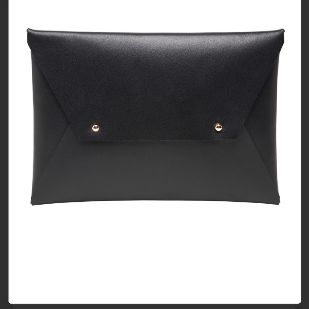 Tribe alive leather clutch